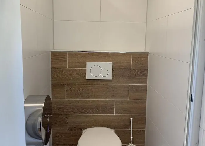 Outdoor Lounge Mit Seeblick Belau